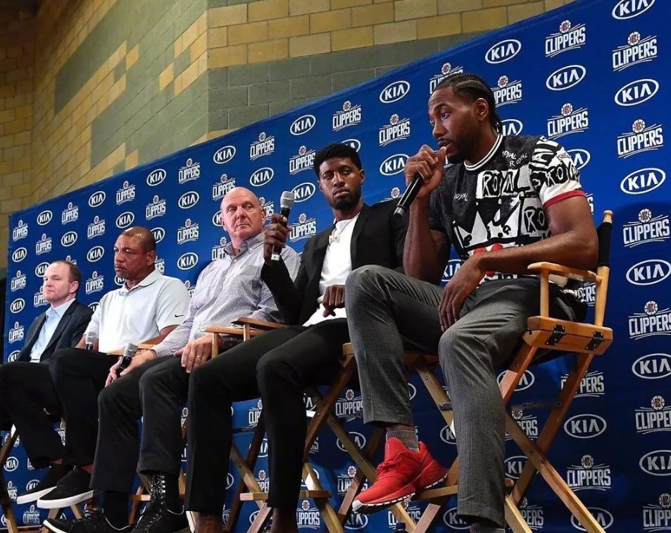 佩杜拉：虽然莫拉塔赛季至今13场0进球，但科莫依然信任他