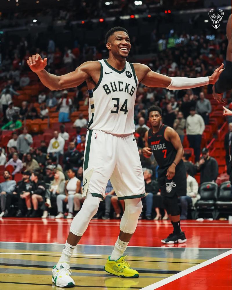 中超-法比奥扳平林良铭建功 国安客场2-1逆转海港