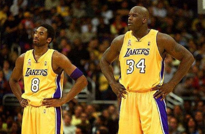 篮球——NBA常规赛：勇士胜雄鹿