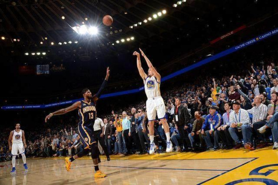 马林鱼总教练唐·马丁利夺得 2020 年年度最佳教练奖